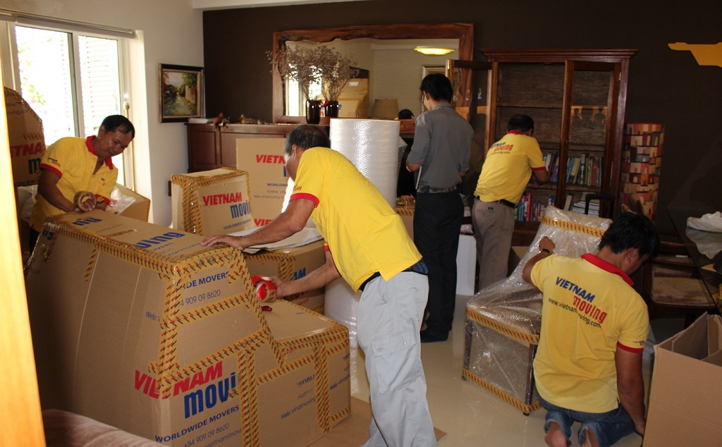 Công ty chuyển nhà tại TPHCM - Vietnam Moving