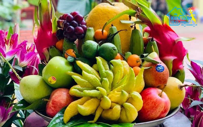 Mâm ngũ quả cúng về nhà mới gồm những loại trái cây gì?