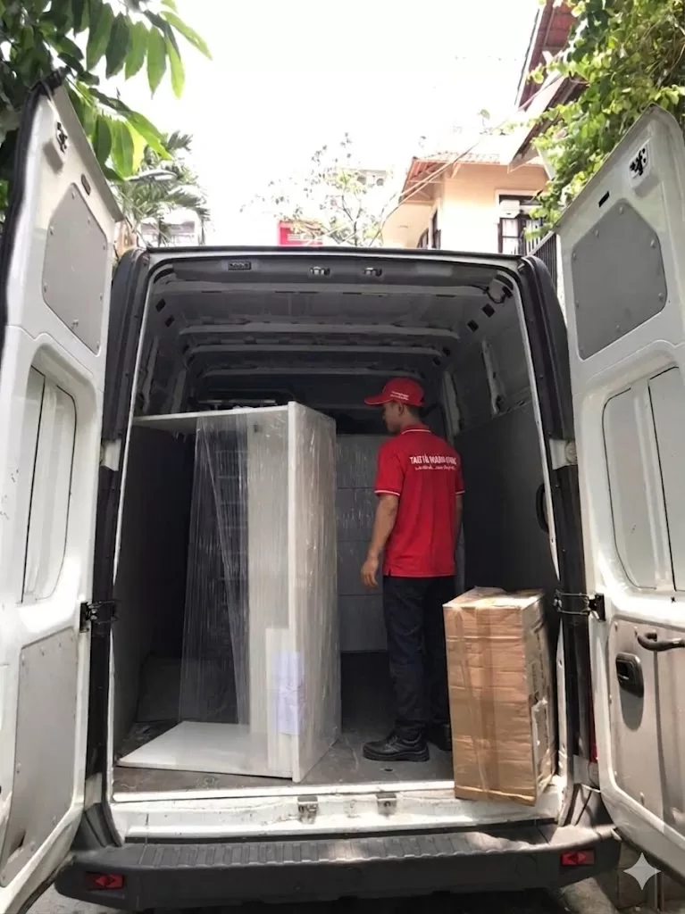 Chuyển nhà trọn gói giá rẻ Thành Hưng