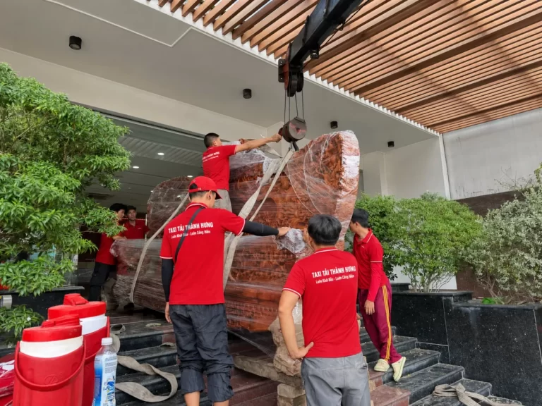 Tháo lắp nội thất khi chuyển nhà trọn gói